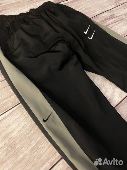 Спортивные штаны Nike флисовые