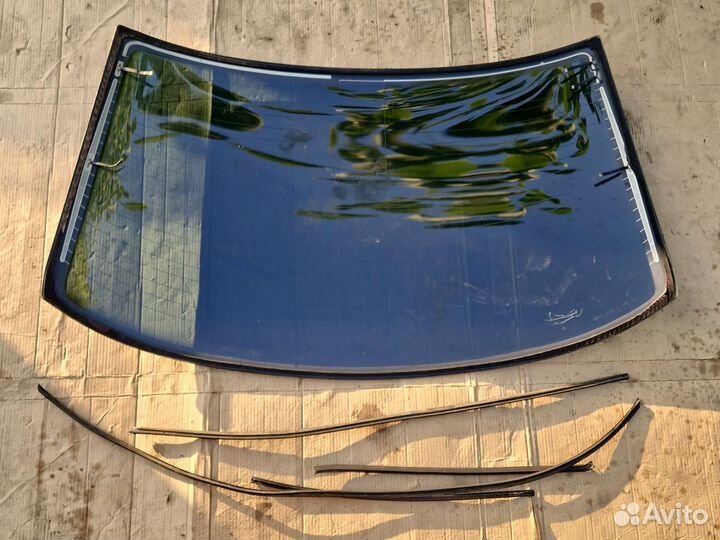 Заднее стекло молдинги стекла BMW E36 sedan