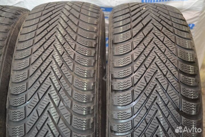 Pirelli Cinturato Winter 215/60 R17 96T