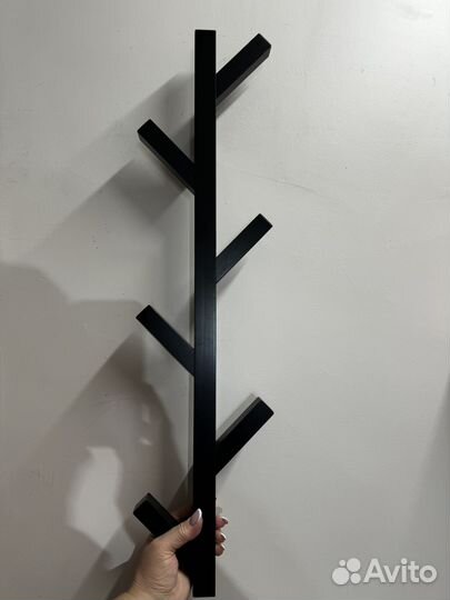 Вешалка декоративная