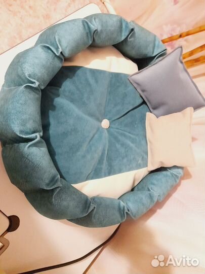 Лежанка для собак и кошек