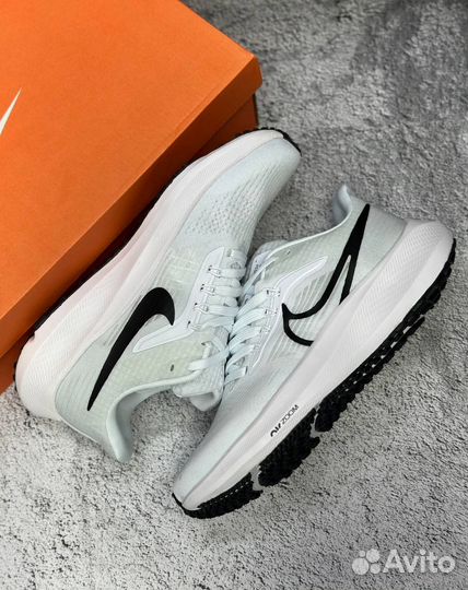 Кроссовки nike air zoom