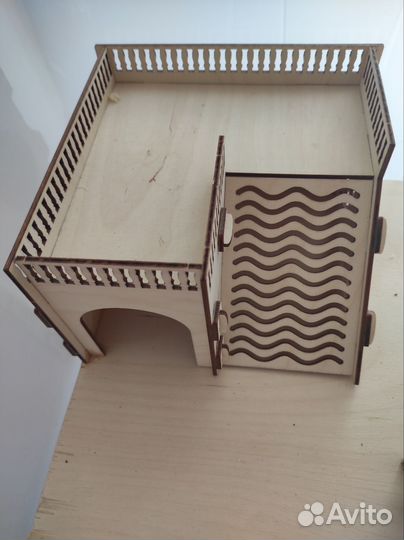 Большой пластиковый дом для хомяка с аксессуарами