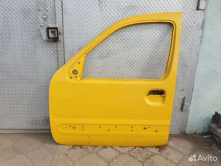 Renault Kangoo.Рено Канго.Дверь перед. лев.сторона