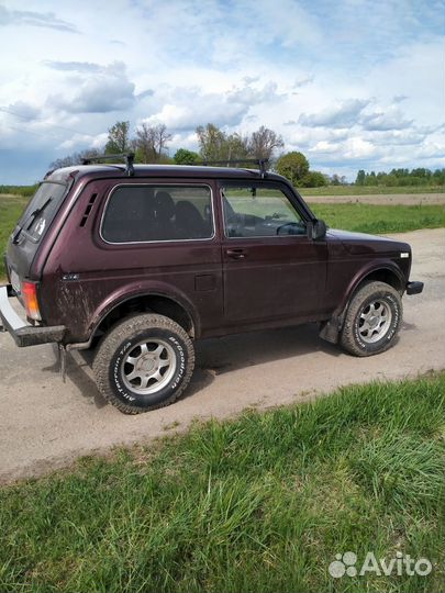 LADA 4x4 (Нива) 1.7 МТ, 2005, 35 000 км