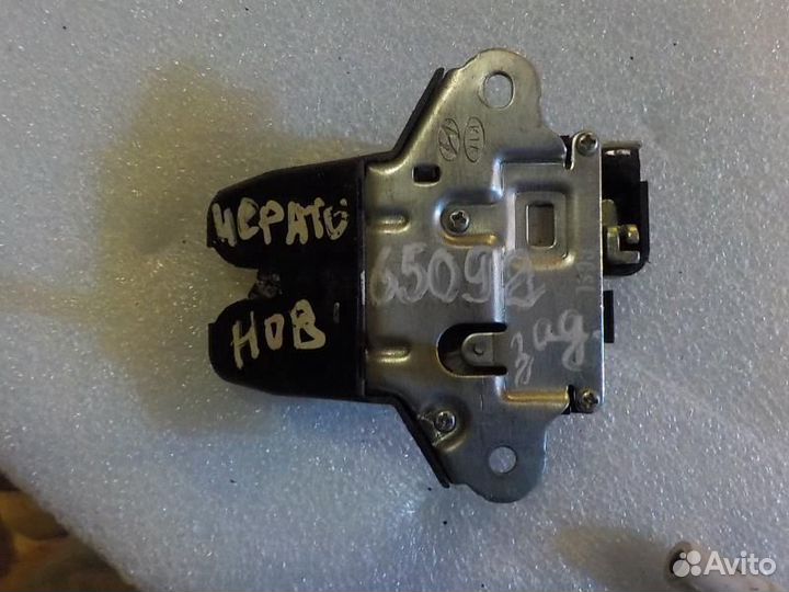 Замок крышки багажника Kia Cerato