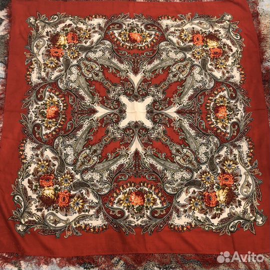 Павловопасадский платок 125*125