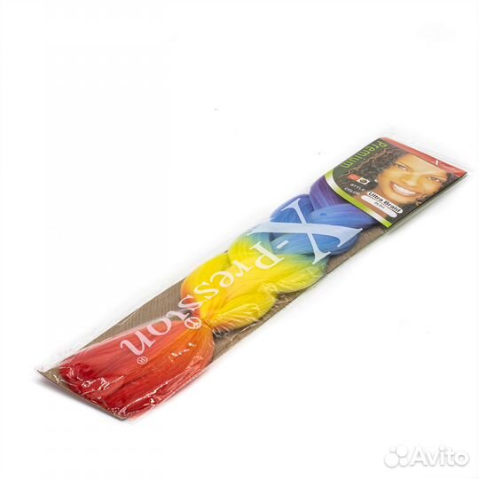 Канекалон четырехцветный