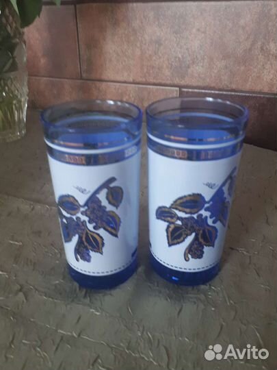 Чайные пары. Кружка, стаканы из цветного стекла