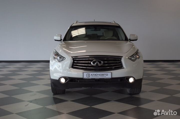 Infiniti QX70 3.7 AT, 2013, 137 000 км