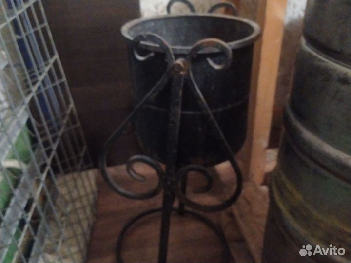 Уличная мусорка