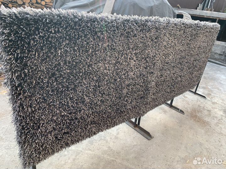 Палас новый