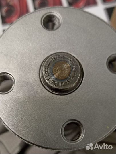 1778516 Ford Насос - помпа системы охлаждения двс