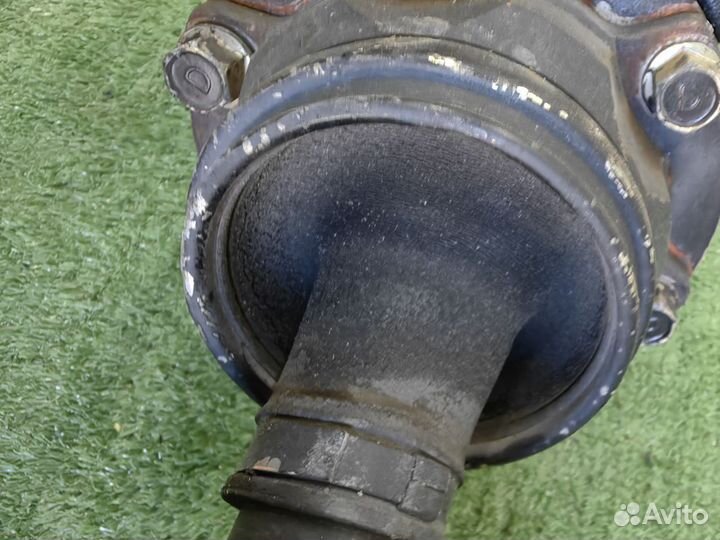 Карданный вал задний Mitsubishi Pajero 3 1999 год