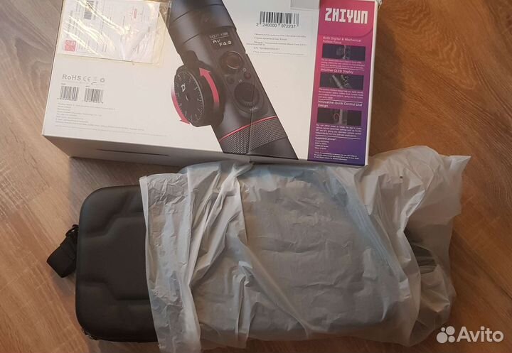 Трехосевой Zhiyun Tech Crane 2 V3