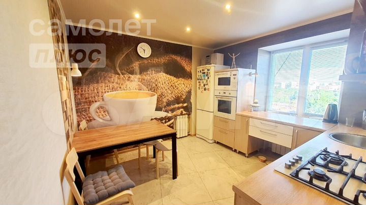 2-к. квартира, 59,4 м², 9/9 эт.