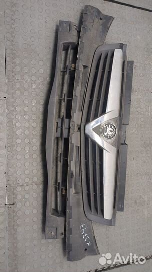 Решетка радиатора Opel Vivaro, 2011