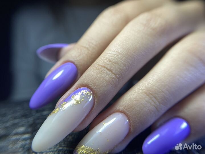 Модель на маникюр и педикюр