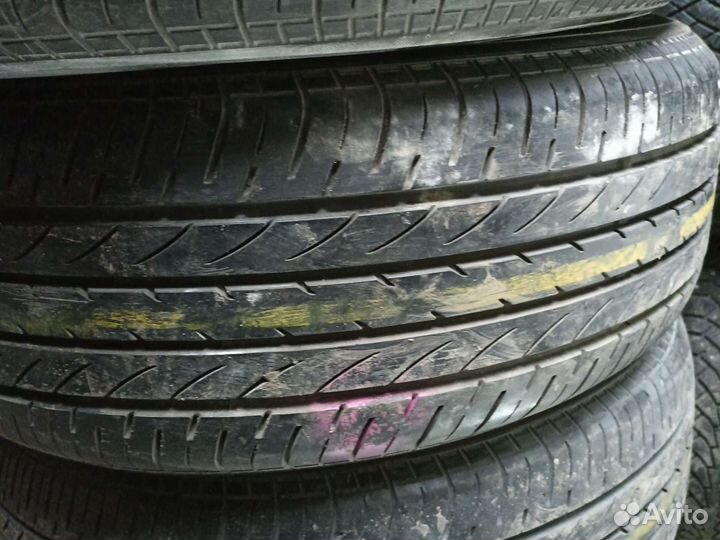 Yokohama BluEarth E75 215/60 R16 95V
