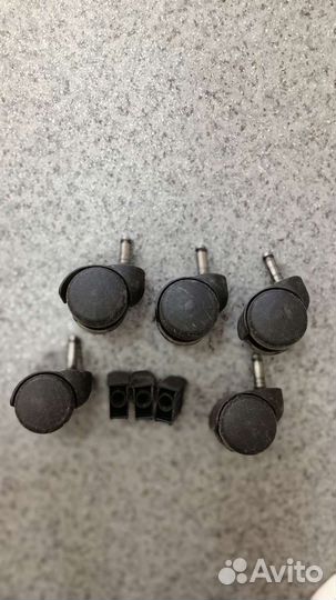 Колеса на кресло 5 шт + фиксаторы 3 шт