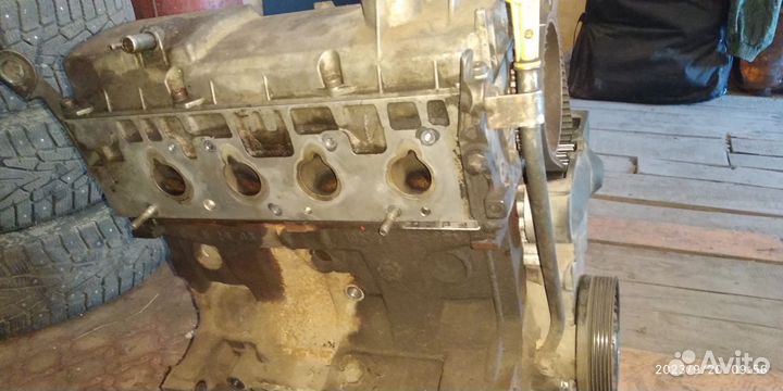 Двигатель Рено Симбол K7J700