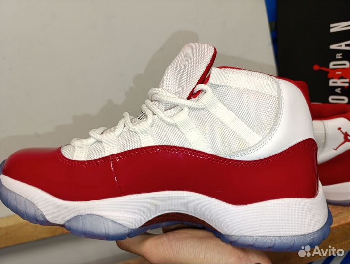 Nike Air Jordan 11 Cherry