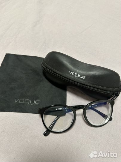 Очки vogue