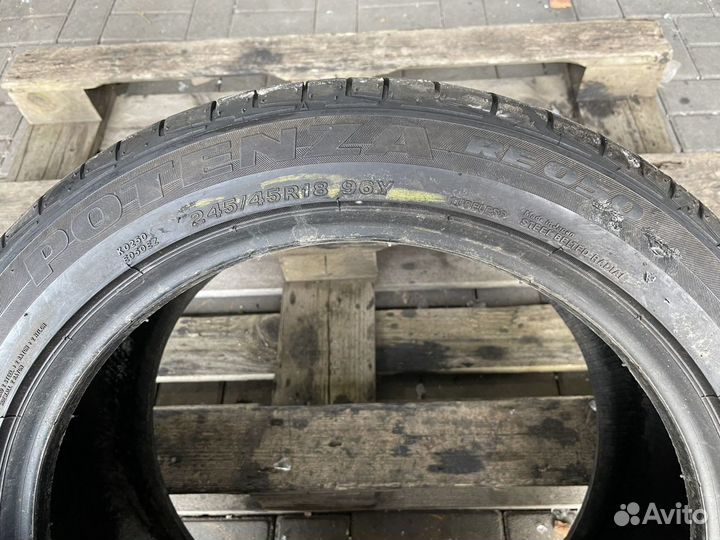 Bridgestone Potenza RE050 245/45 R18