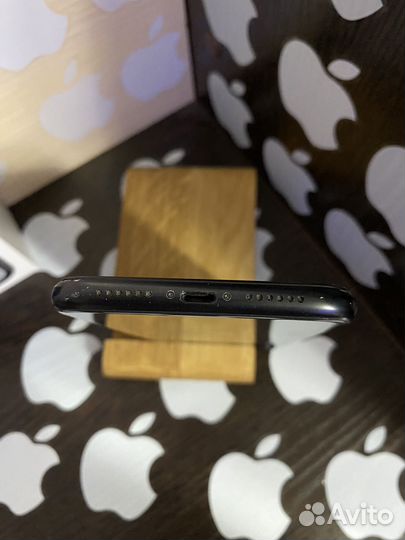 iPhone XR 64gb Хороший