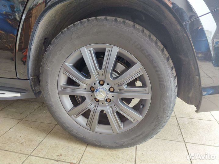 Bridgestone Blizzak DM-V2 275/55 R19