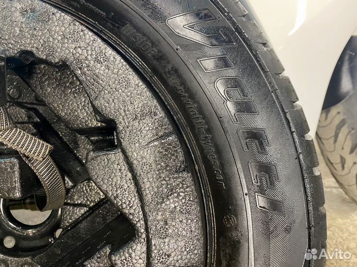 Запасное колесо Skoda VolksWagen R15