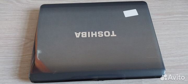 2 ноутбука на запчасти