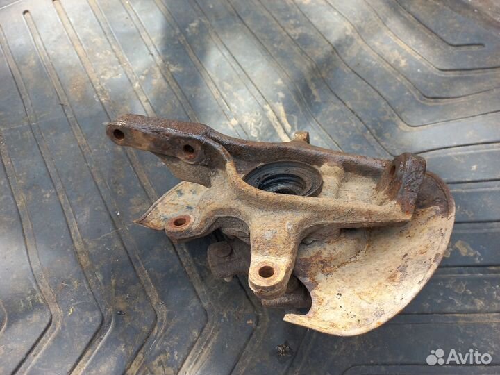 Кулак поворотный Suzuki Grand Vitara I Витара 1