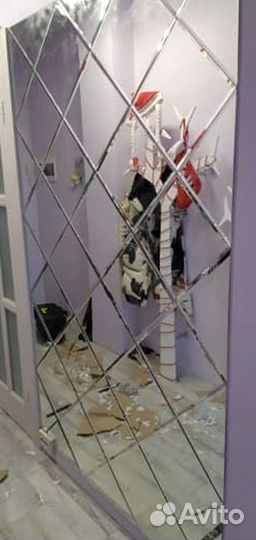 Зеркальное панно с фацетом