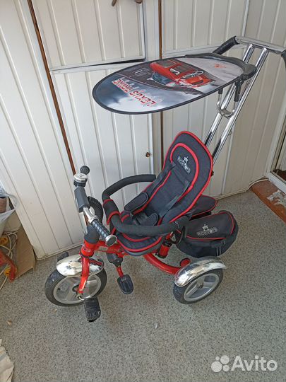 Детский велосипед с ручкой