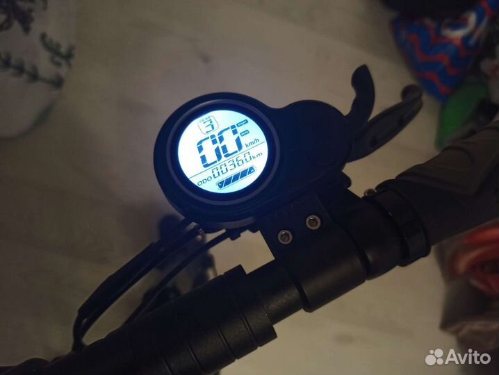 Электросамокат Levin 1000Вт нагрузка 120 кг