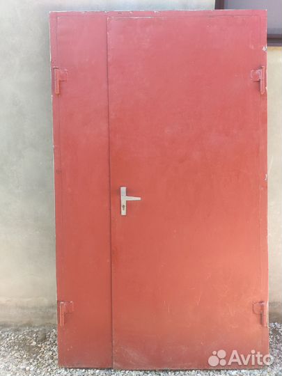 Дверь входная металлическая утеплённая б/у