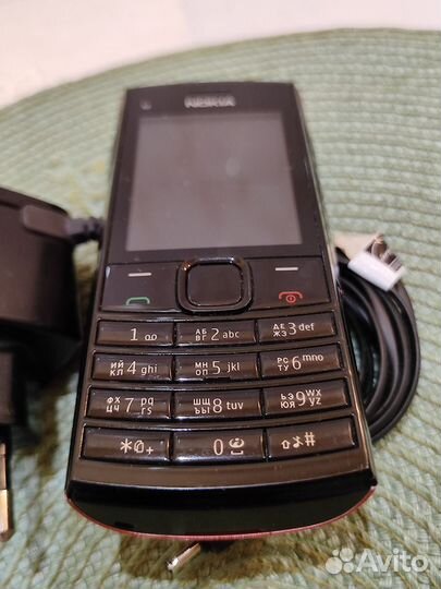 Телефон Nokia X 2-02