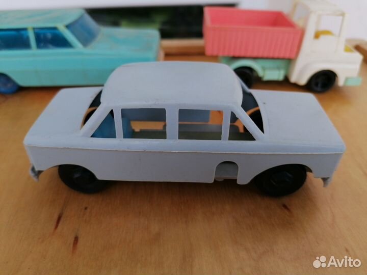 З машинки маленькие. Времена СССР