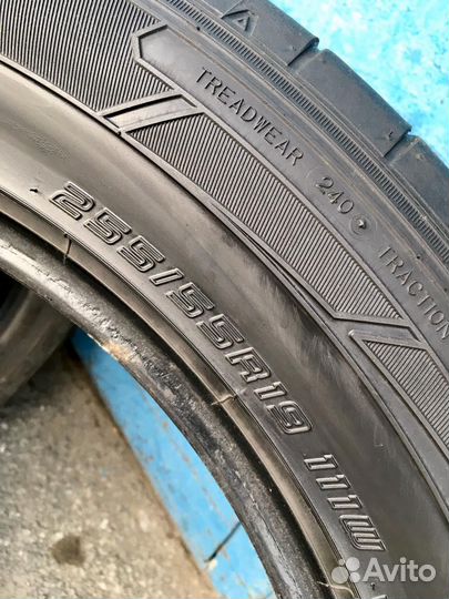 Dunlop SP Sport Maxx 050+ 255/55 R19