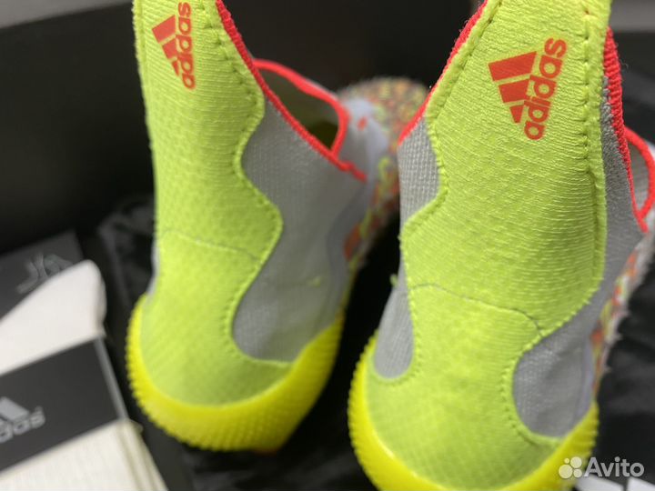 Футбольные бутсы adidas predator freak yellow