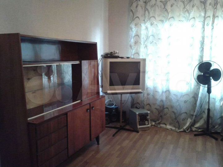 2-к. квартира, 40 м², 1/2 эт.