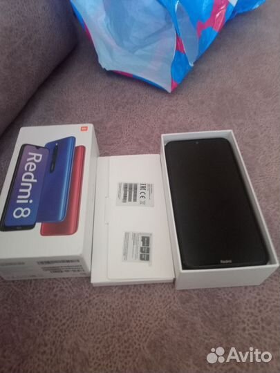 Xiaomi Redmi 8, 4/64 ГБ