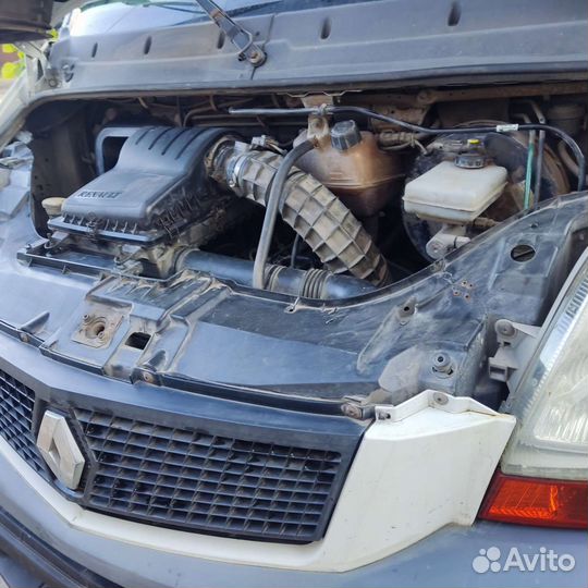 Renault Mascott цельнометаллический, 2007