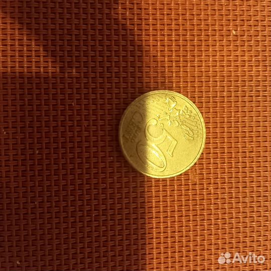 Продаю монету 50 центов 2000 года