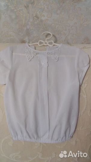Блузка белая для девочки 128р