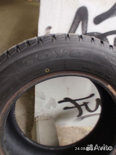 Toyo Observe Ice-Freezer 185/65 R15 88