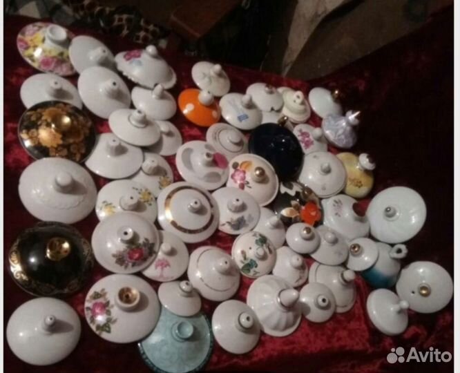 Крышки фарфоровые от сахарниц и чайников