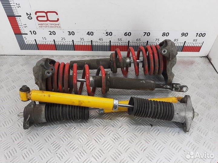 Стойка для Volkswagen Passat 5 GP