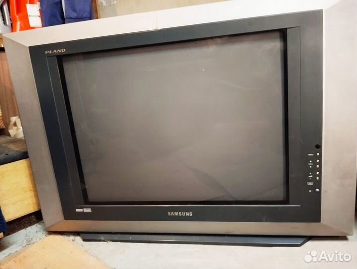 Телевизор-кинотеатр